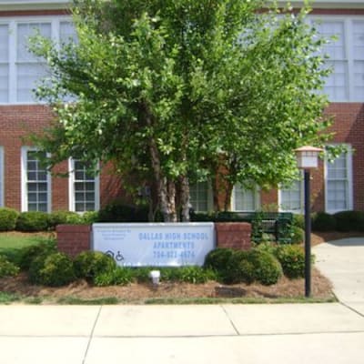 Dallas High School property